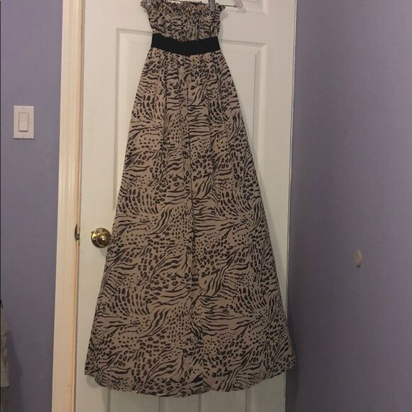 SALE! H&M Strapless Maxi Dress - Picture 6 of 7